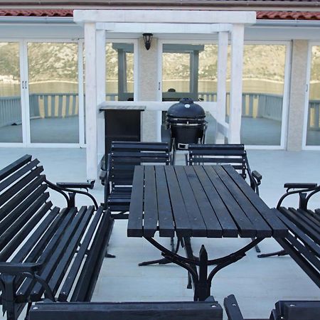 Penthouse Stoliv New Spa-Pool Villa Is Located 5M From The Sea, Exclusive Terrace,Private Jetty Wih Sunbeds, Pebble Beach, Secluded Location Total Area 375M2 At Your Disposal Kotor Exterior foto